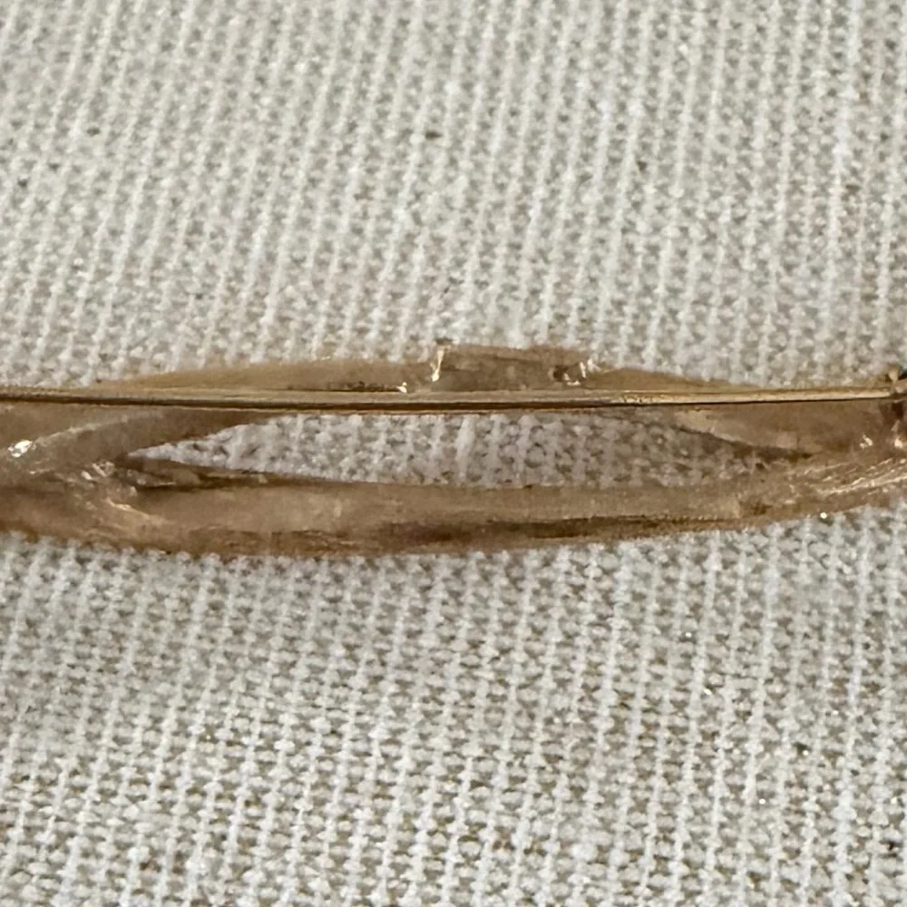 Judy Lee Twig brooch- Women Accessories